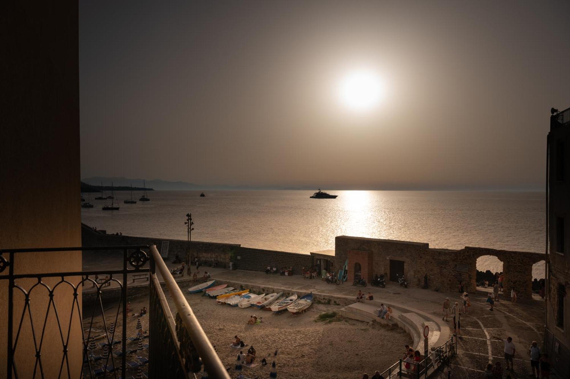 Tramonto Marina *