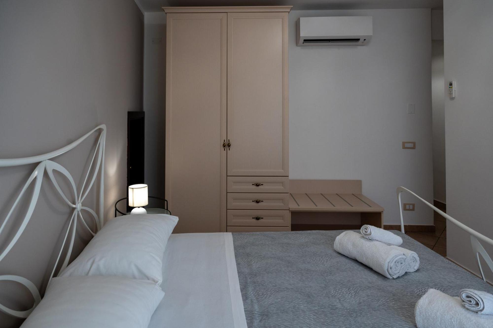 Tramonto Marina Apartment *
