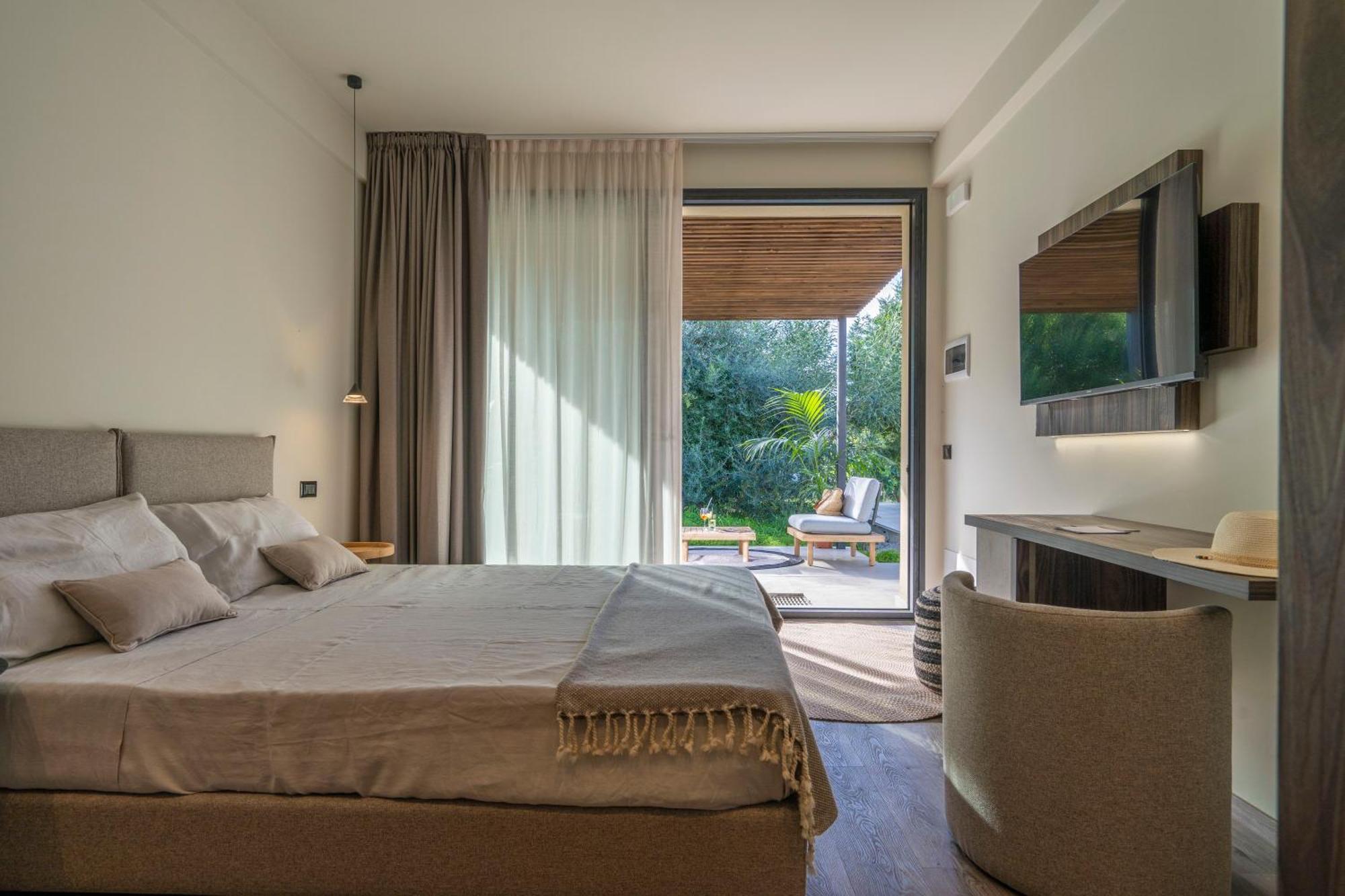 Insulae Resort *