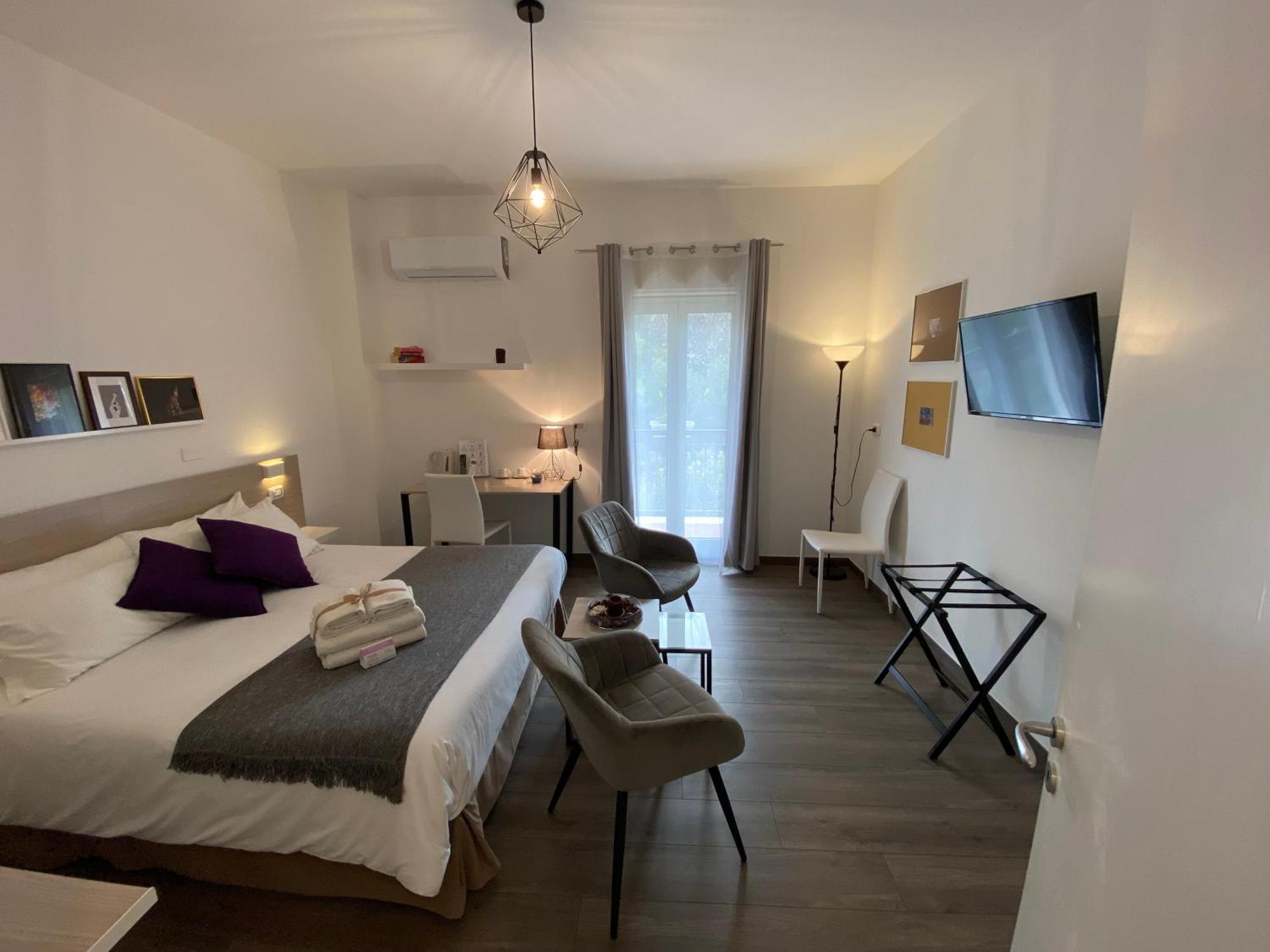Ma&mi Light Guest house 3*