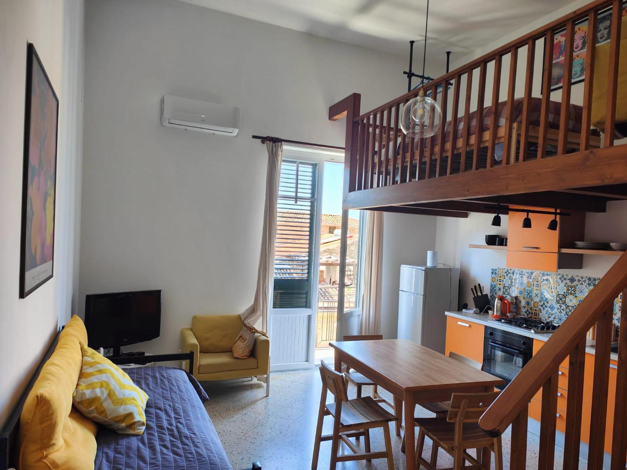 Sunny Flat - Self Apartment *