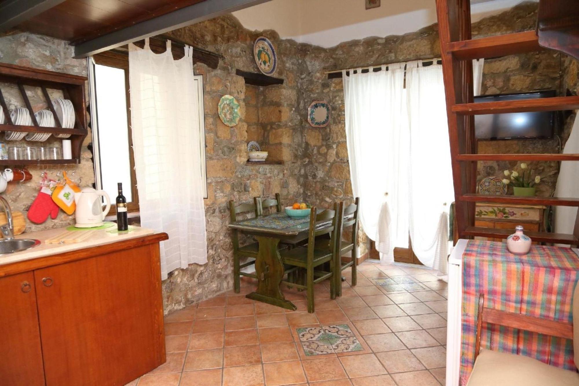 Fuer 2 Personen Ca 30 Qm In Cefalu, Sizilien Nordkueste Von Sizilien Apartment Cefalu