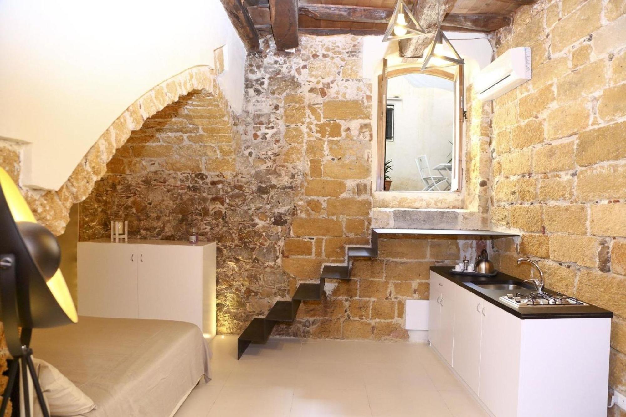 Apartment Fuer 3 Personen Ca 30 Qm In Cefalu, Sizilien Nordkueste Von Sizilien *