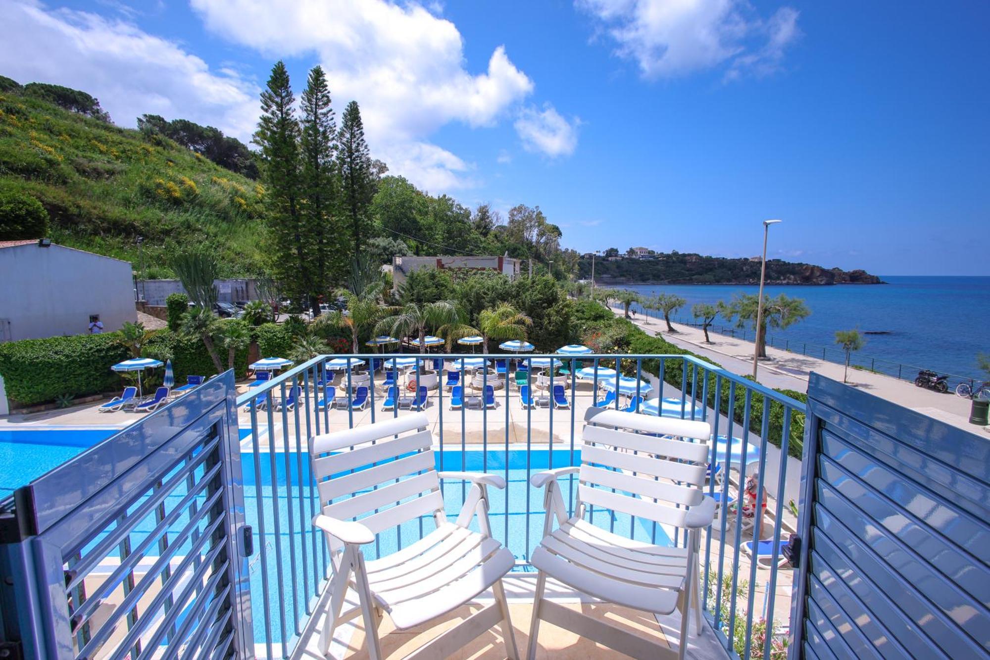 Tourist Hotel