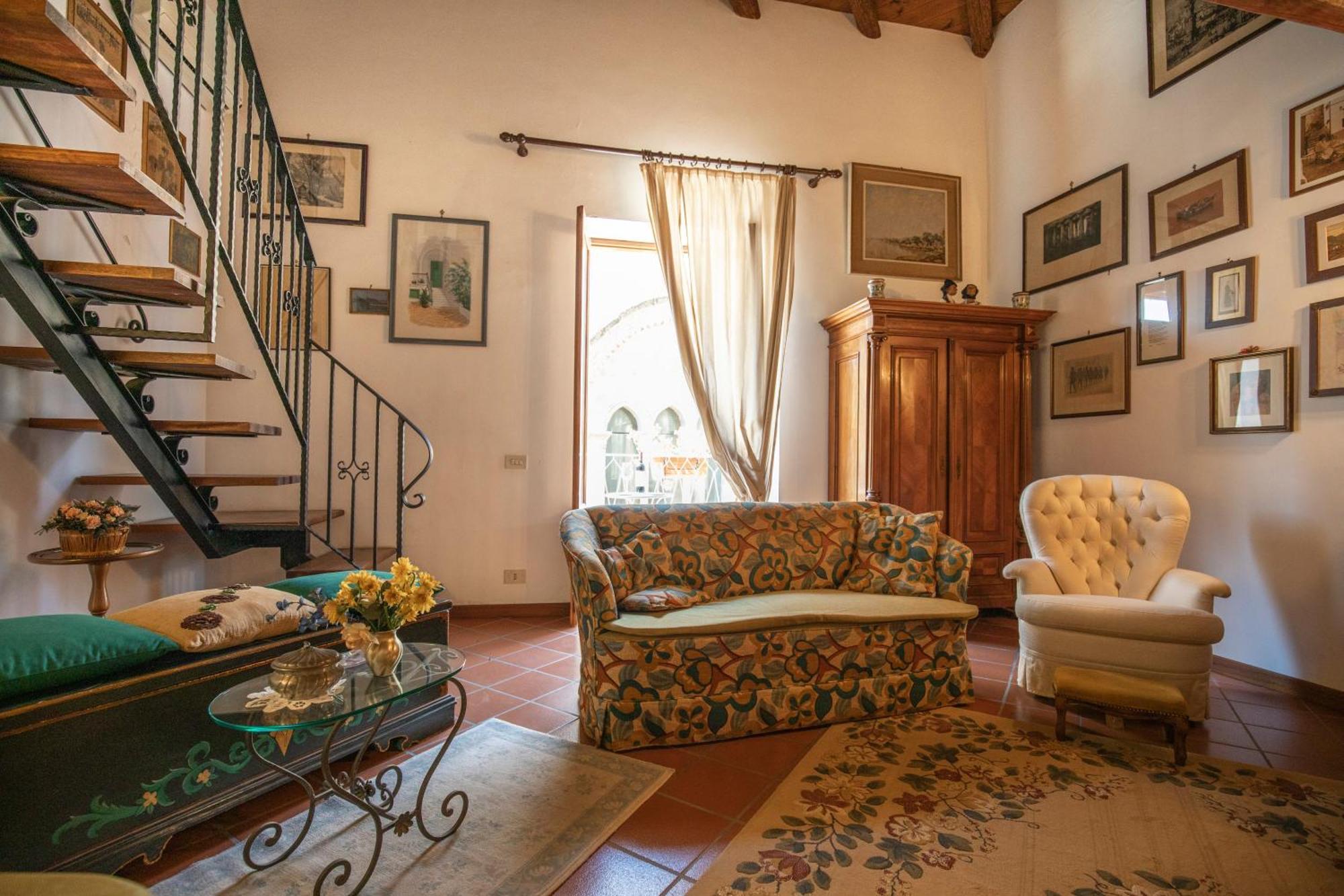 Familyholidays La Finestra Di Fronte Cefalu