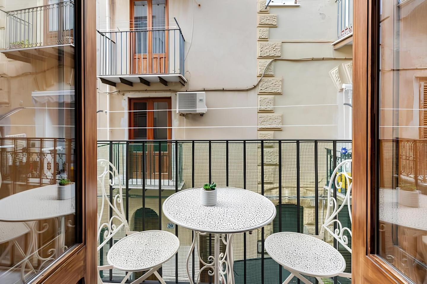 La Maison De La Cefalu