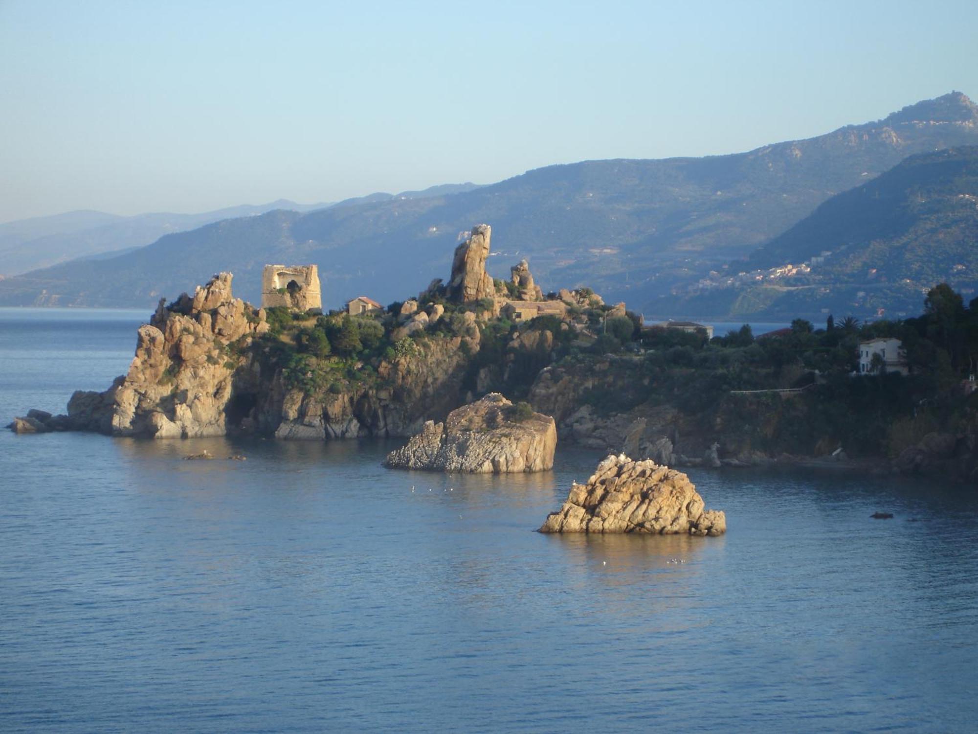 Alba Sul Mare Cefalu