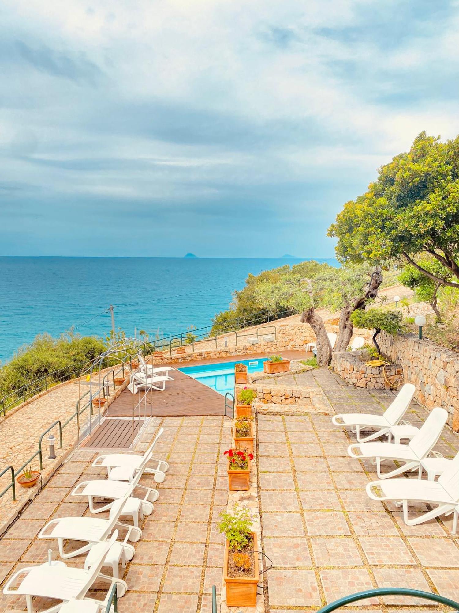 Seaside Oasis Cefalù
