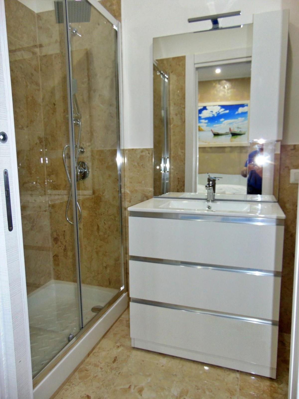 Roma Guest house
