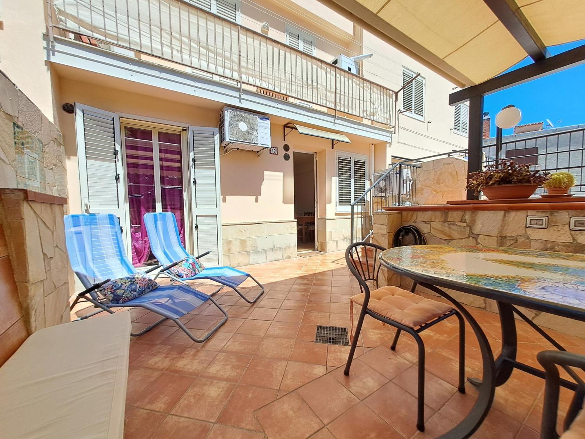 Apartment Rosaflo Con Terrazza A Cefalu