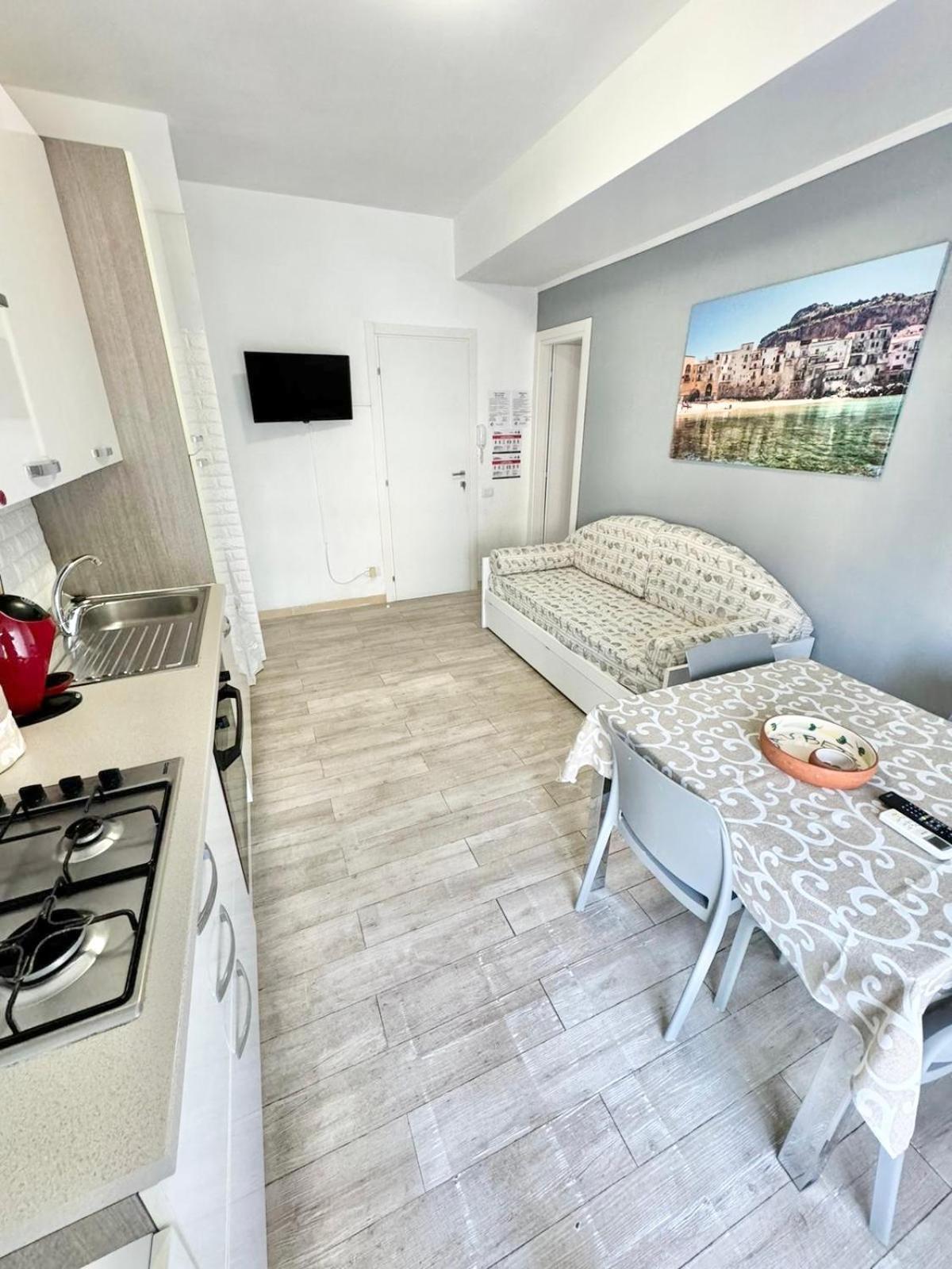 Elena Apartamento
