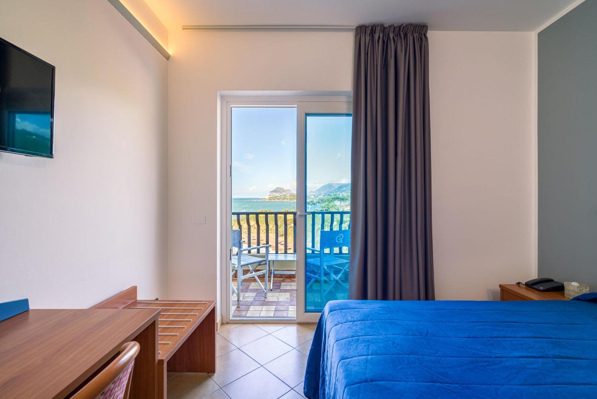 Carlton Riviera 4*