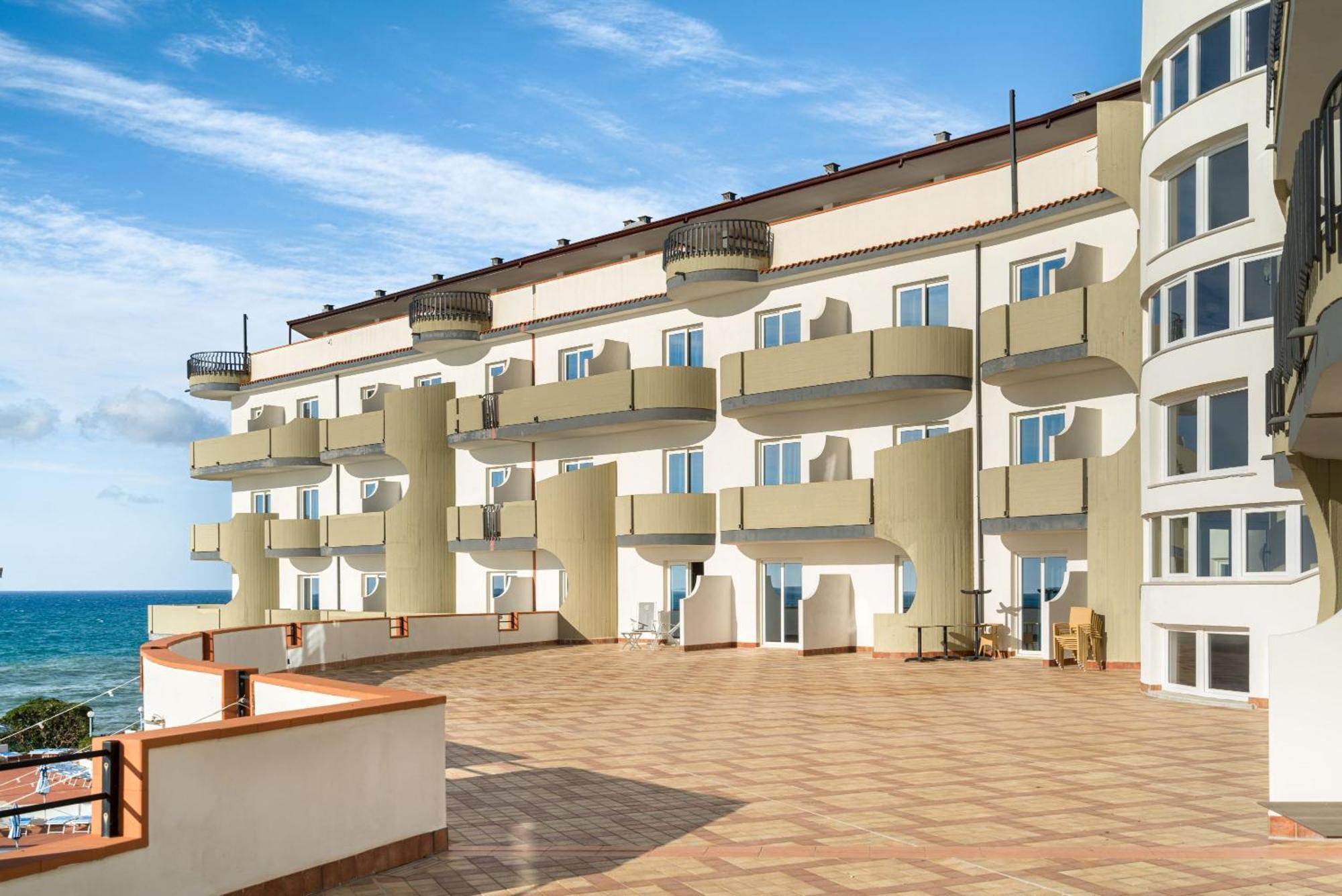 Carlton Riviera 4* Cefalu
