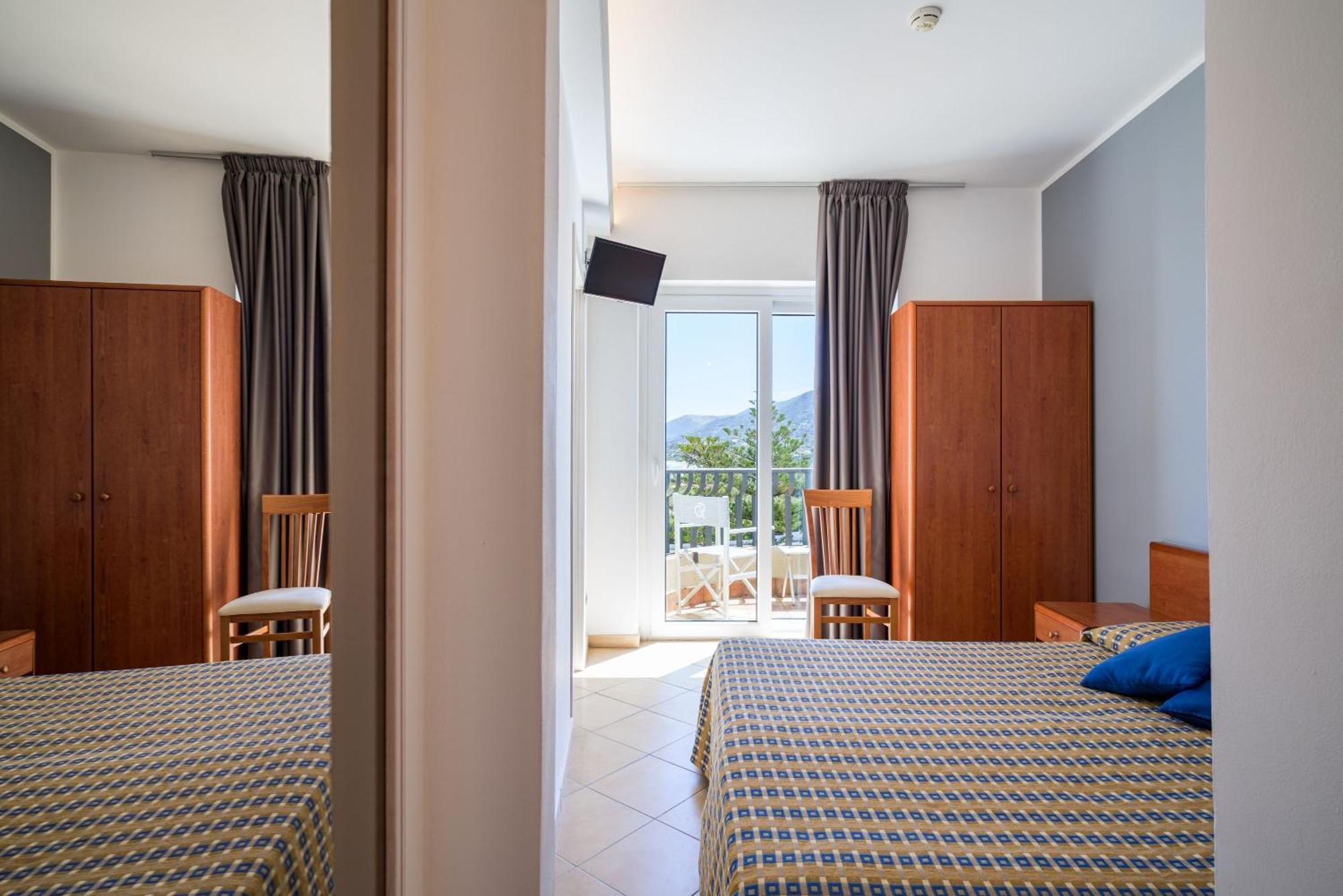 Carlton Riviera 4*