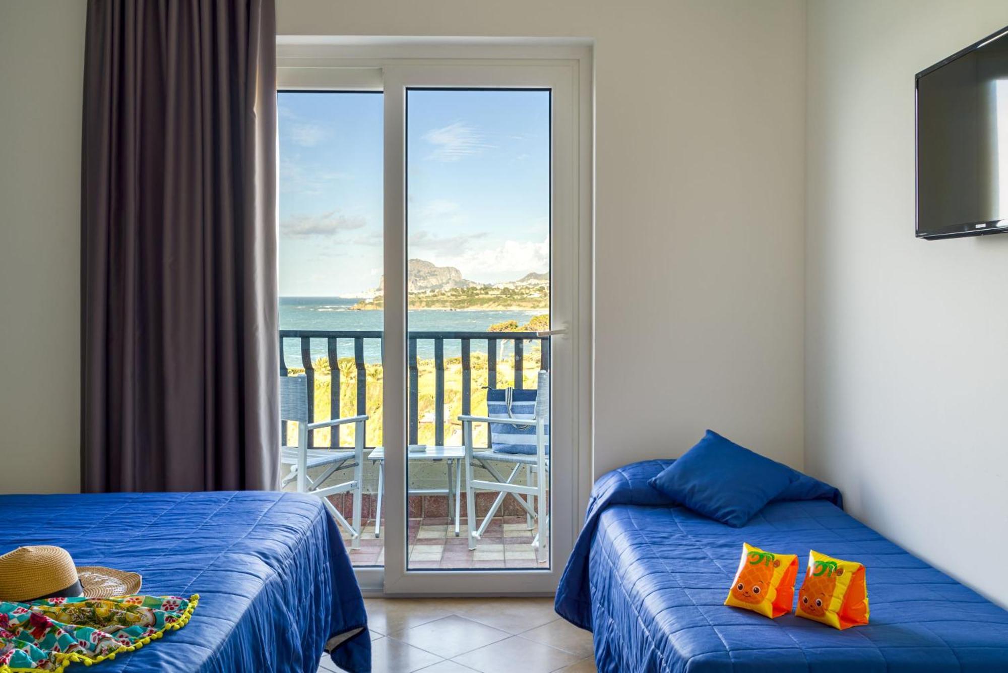 Carlton Riviera Hotel