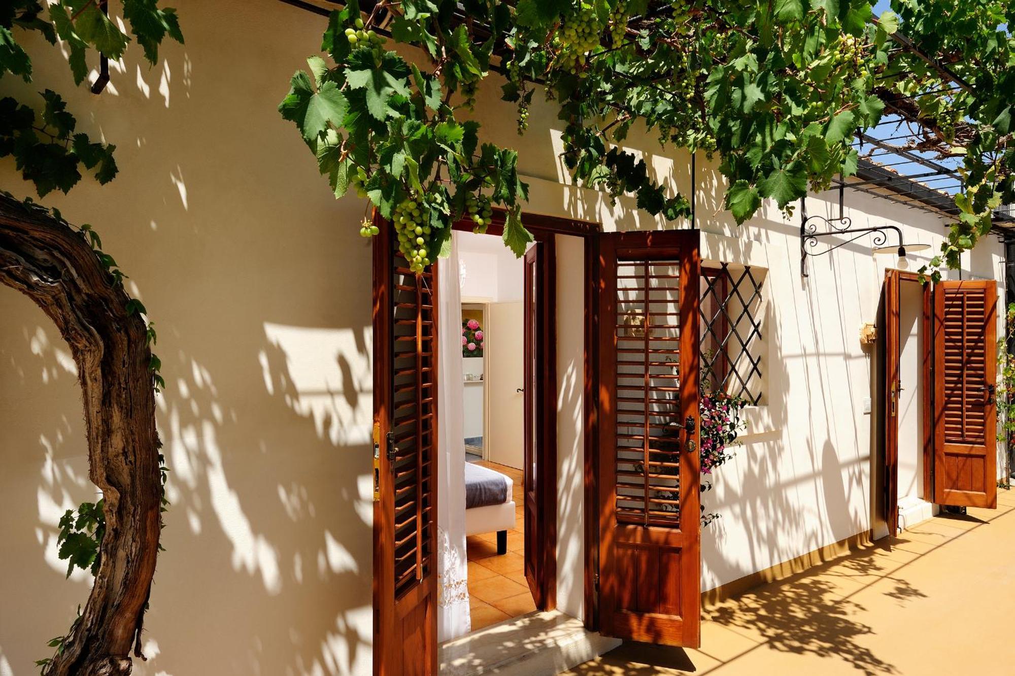 Le Calette Bay Hotel Cefalu