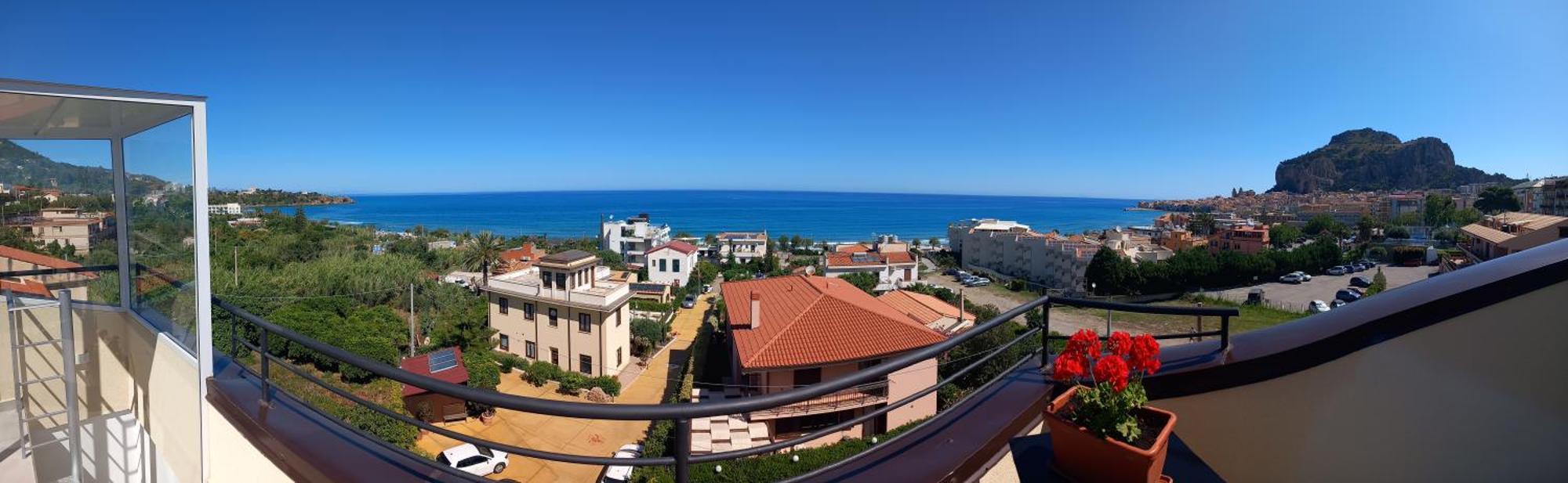 Holidays 3* Cefalu