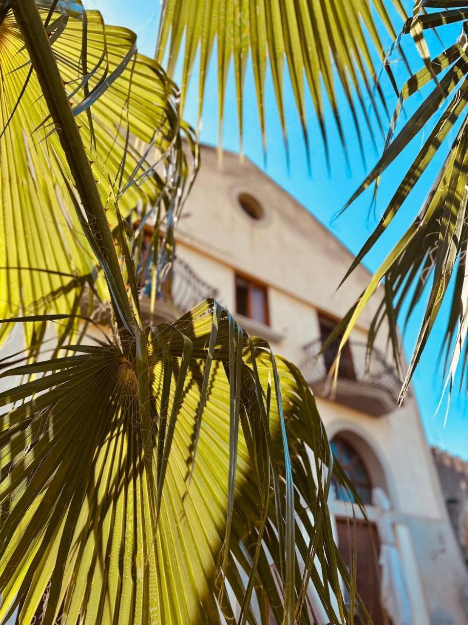 Tiche Cefalu