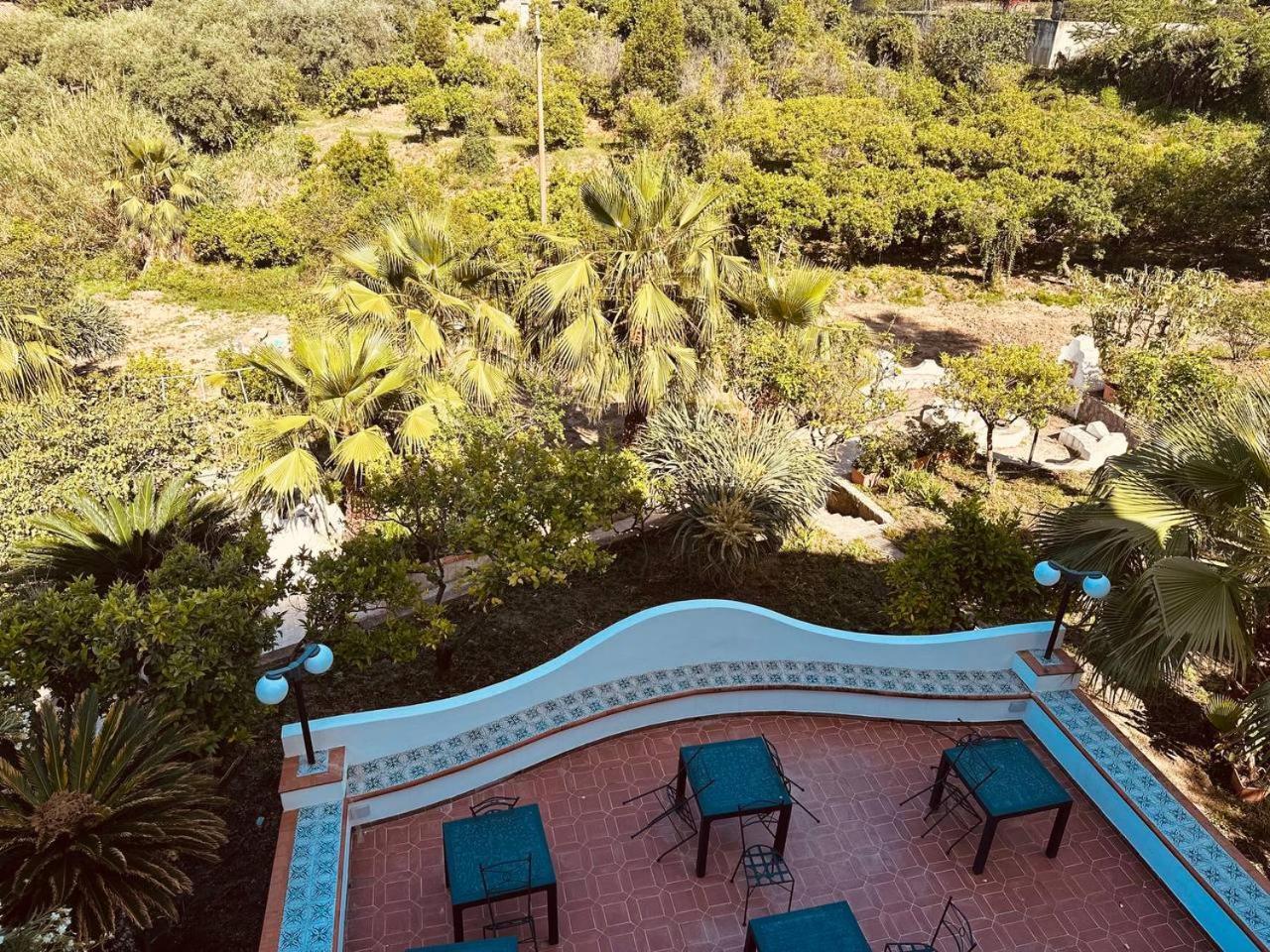 Tiche Guest house