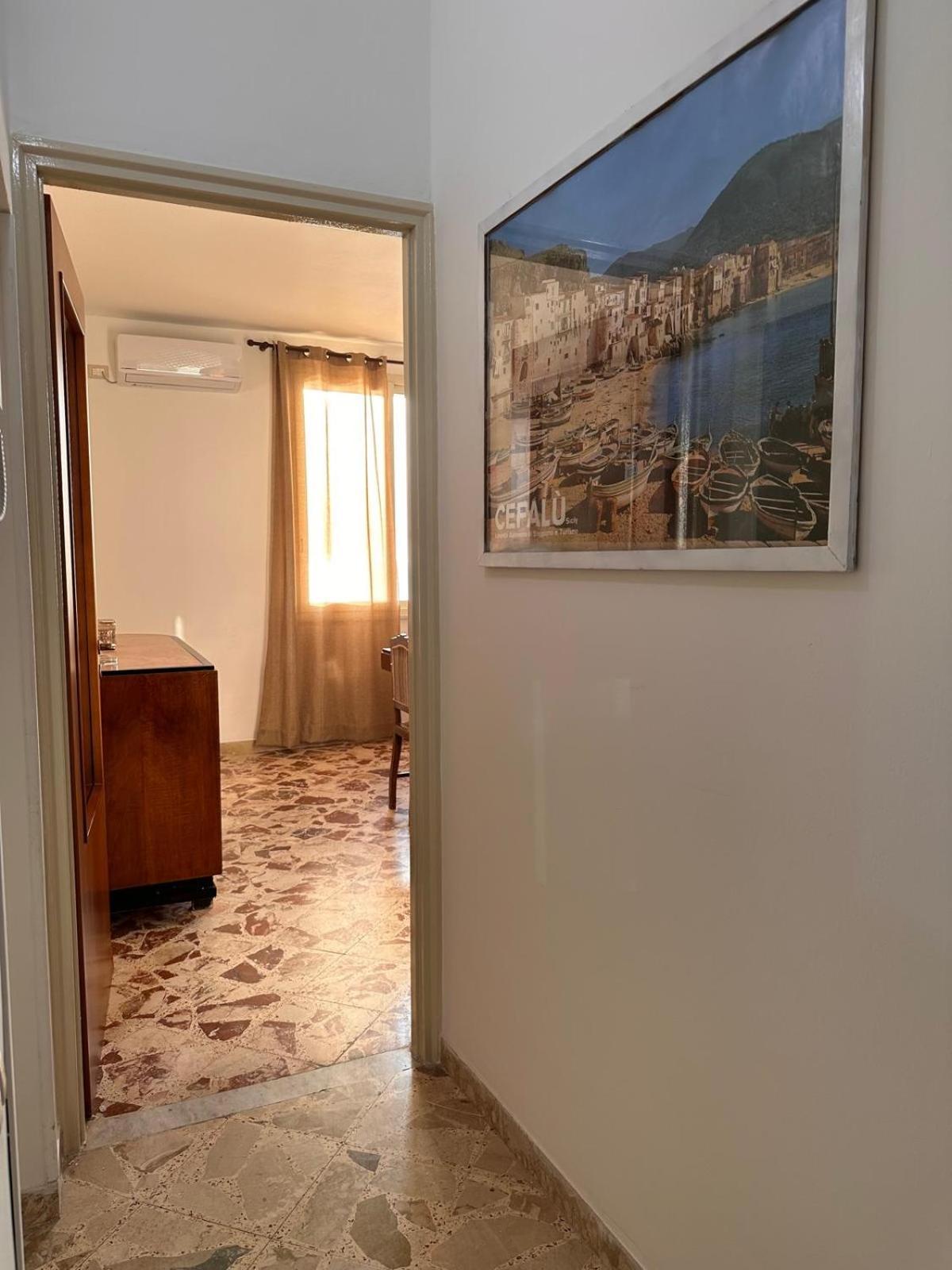 Marina House 79 *