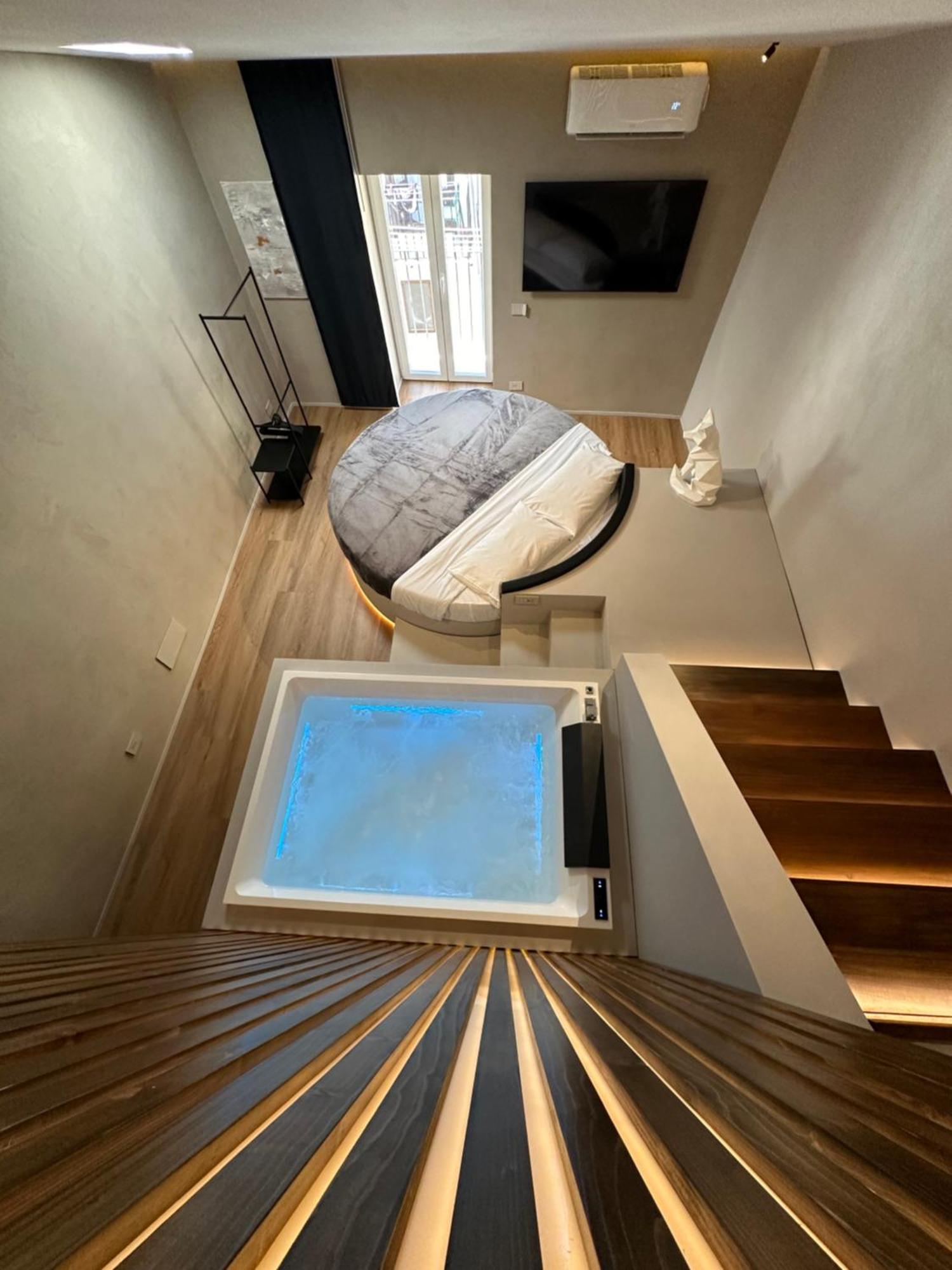 Renard Apartment *