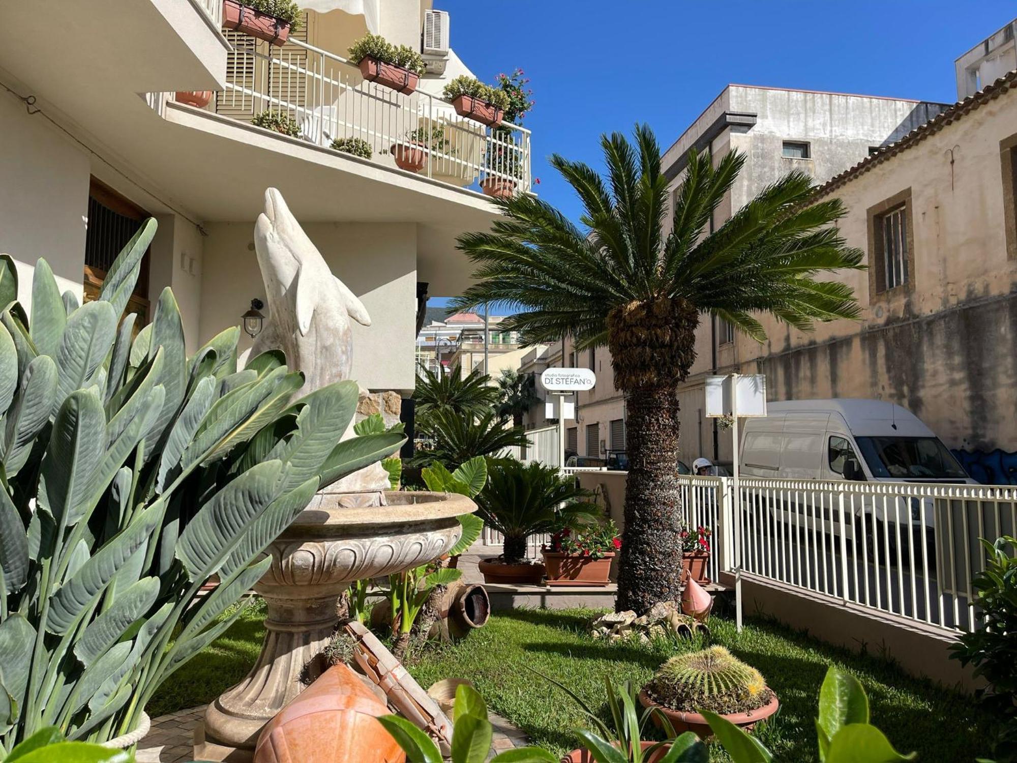 Il Delfino House Apartment *