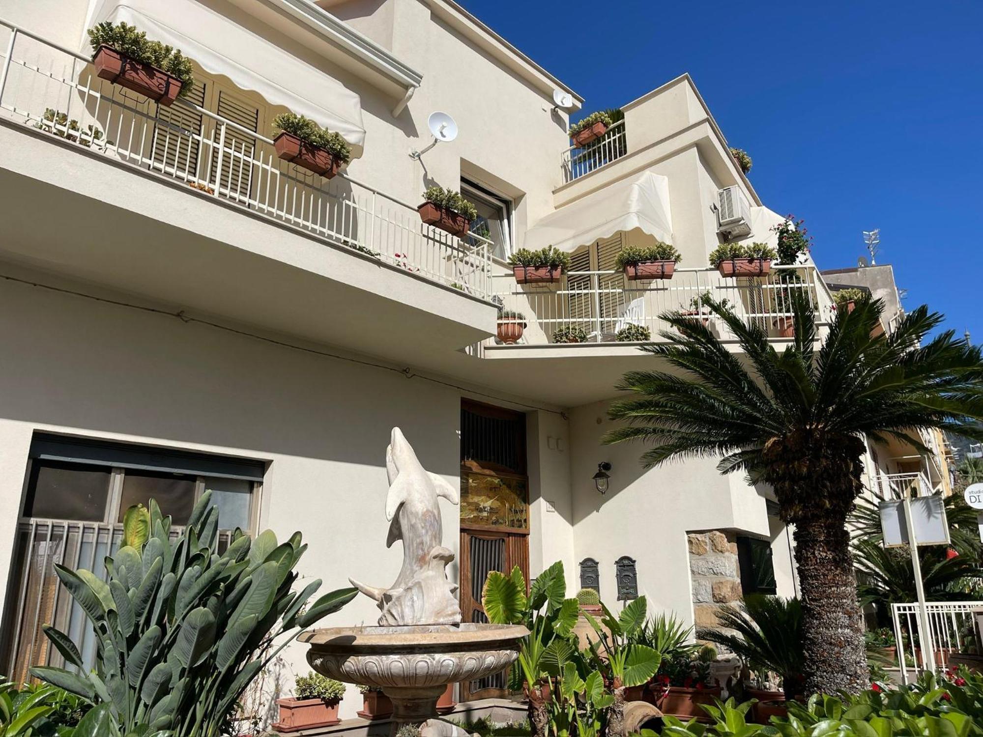 Apartment Il Delfino House *