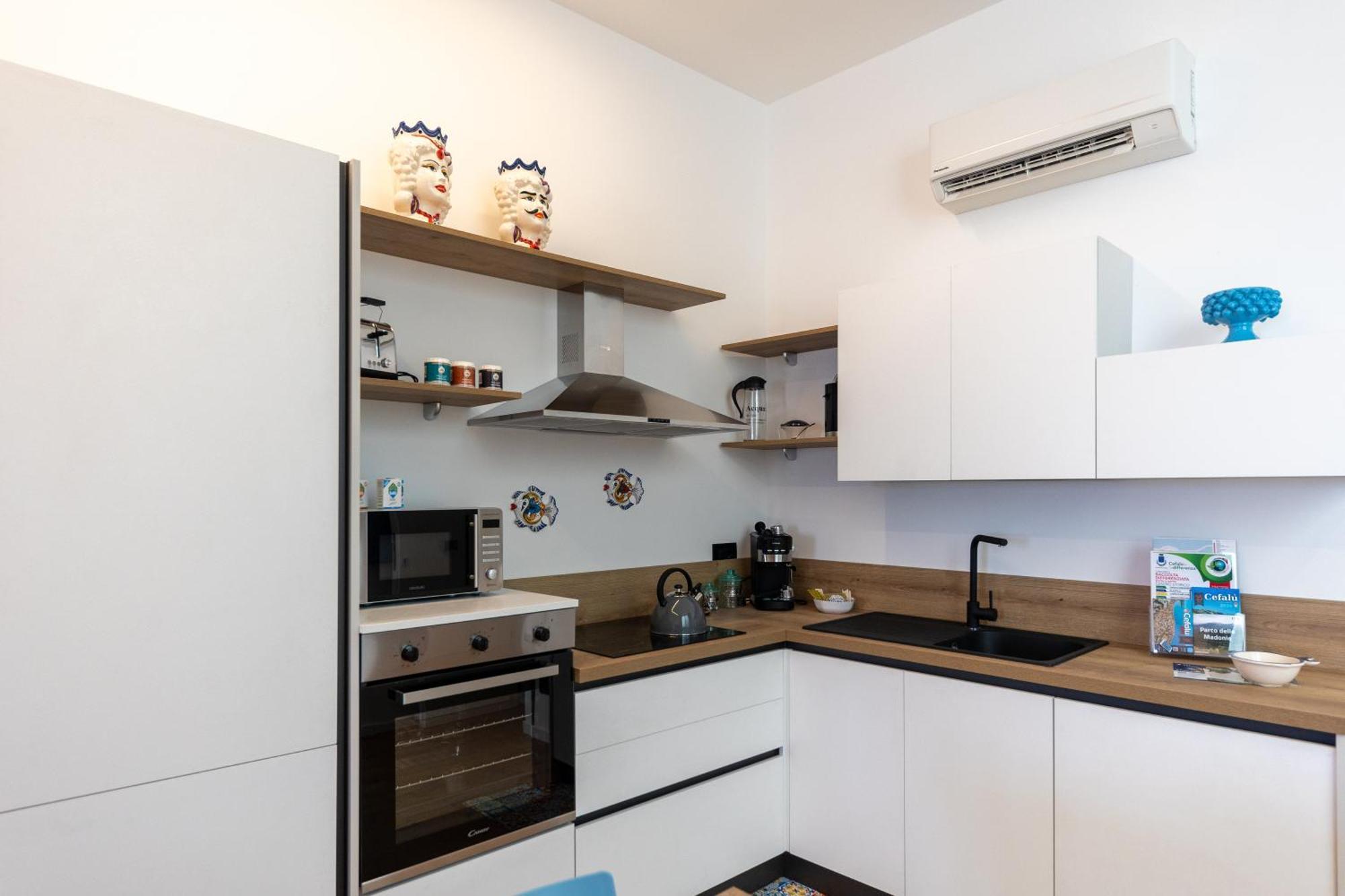 Amuni - Exclusive In Centro A Vista Mare Apartment
