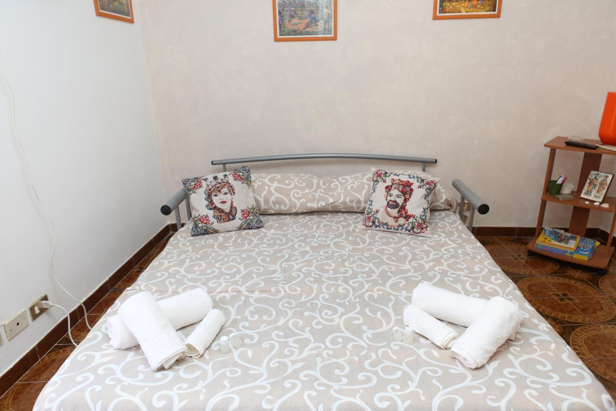 Apartment Sotto La Rocca - A 5 Minuti Dal Mare Cefalu