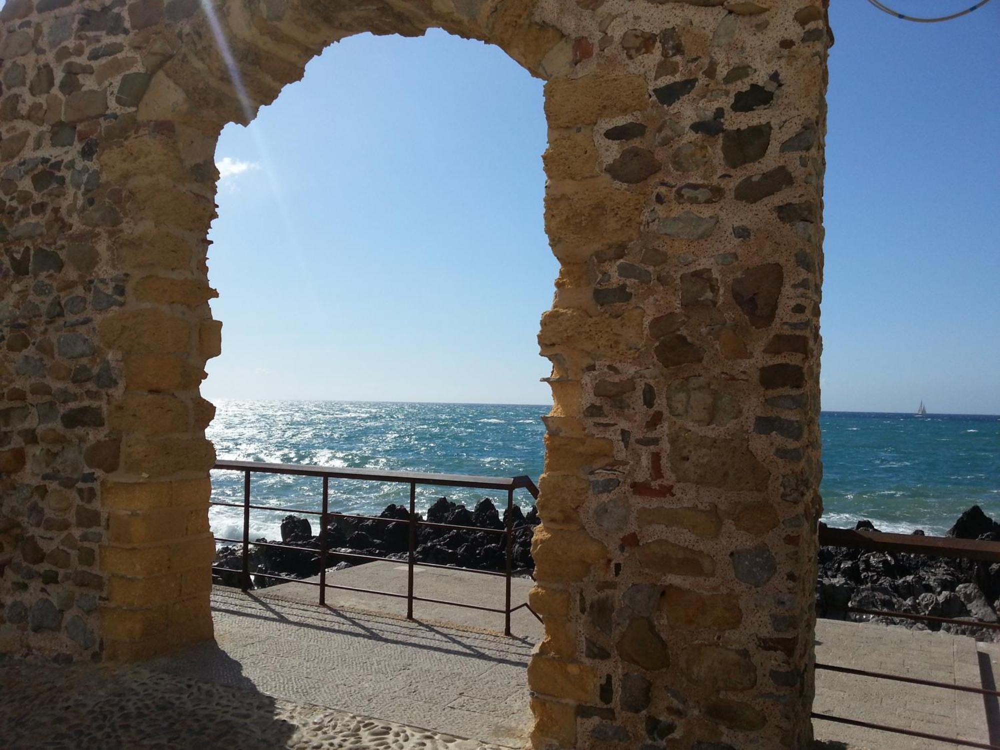 Amuni - Exclusive In Centro A Vista Mare Cefalu