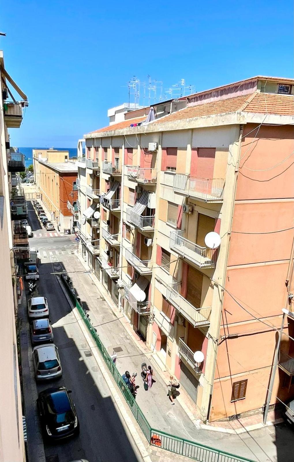 Pirandello House Apartamento *