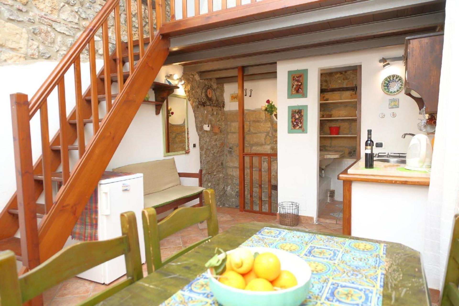 Fuer 2 Personen Ca 30 Qm In Cefalu, Sizilien Nordkueste Von Sizilien Cefalu