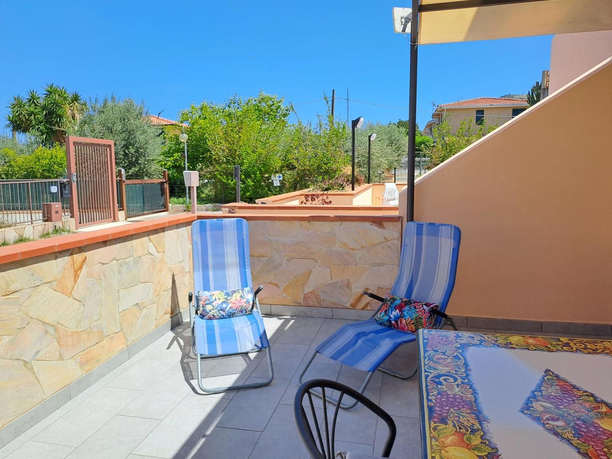 Apartment Rosaflo Con Terrazza A Cefalu