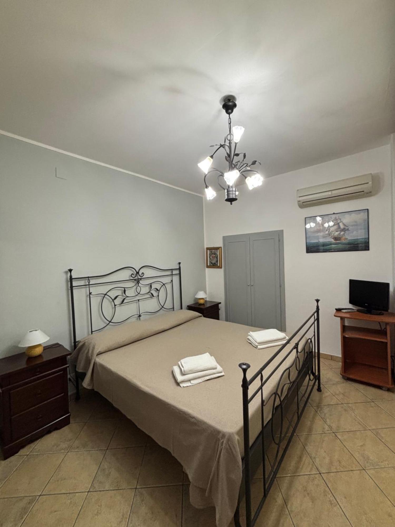 Veterani House 33 * Cefalu