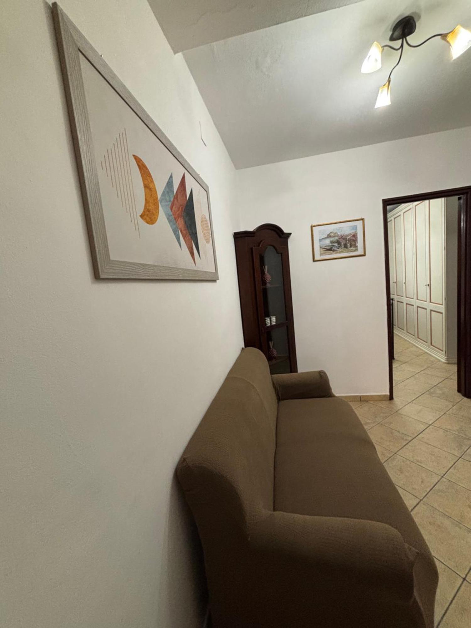 Veterani House 33