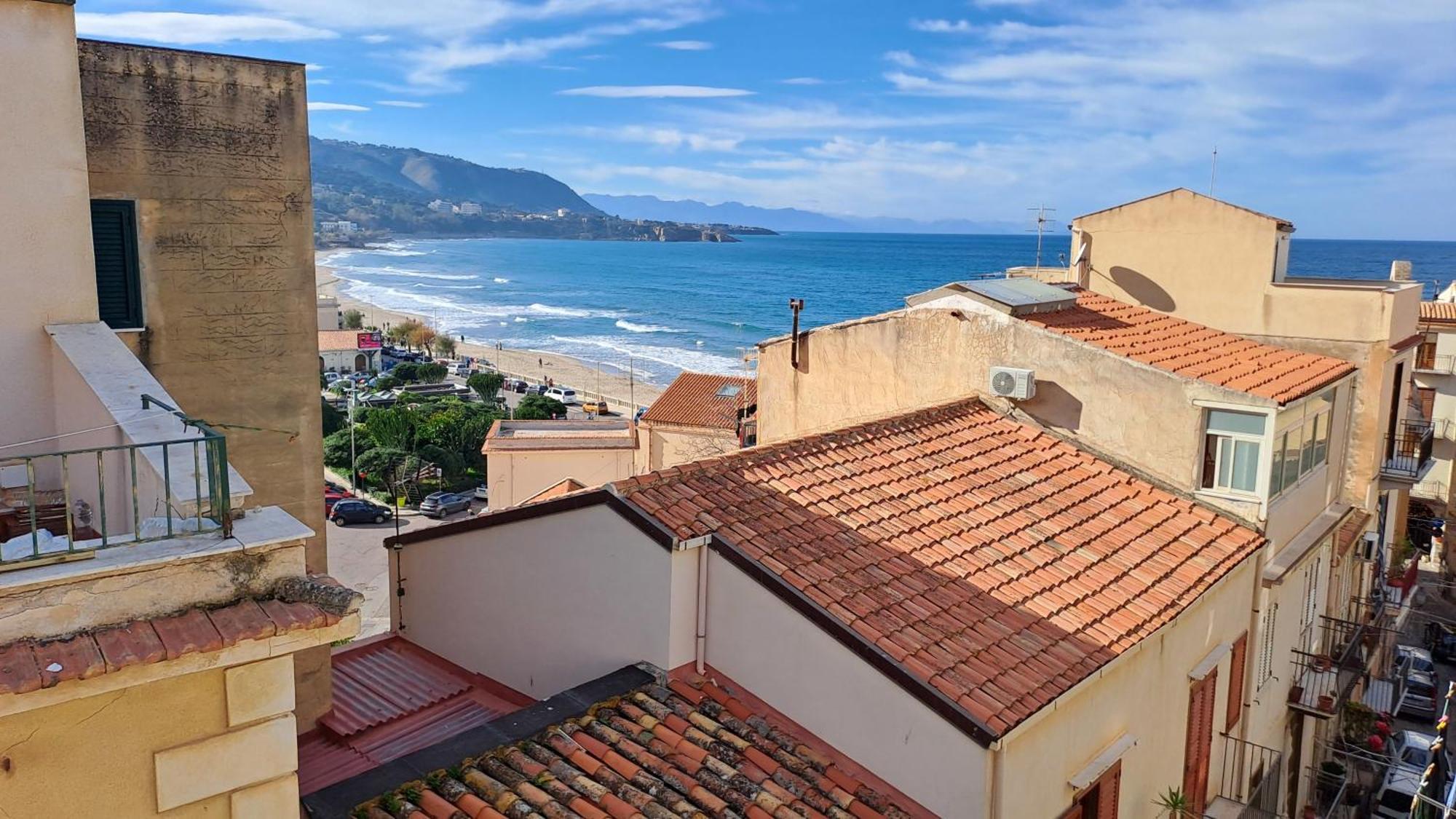 Sun By Casa In Mente