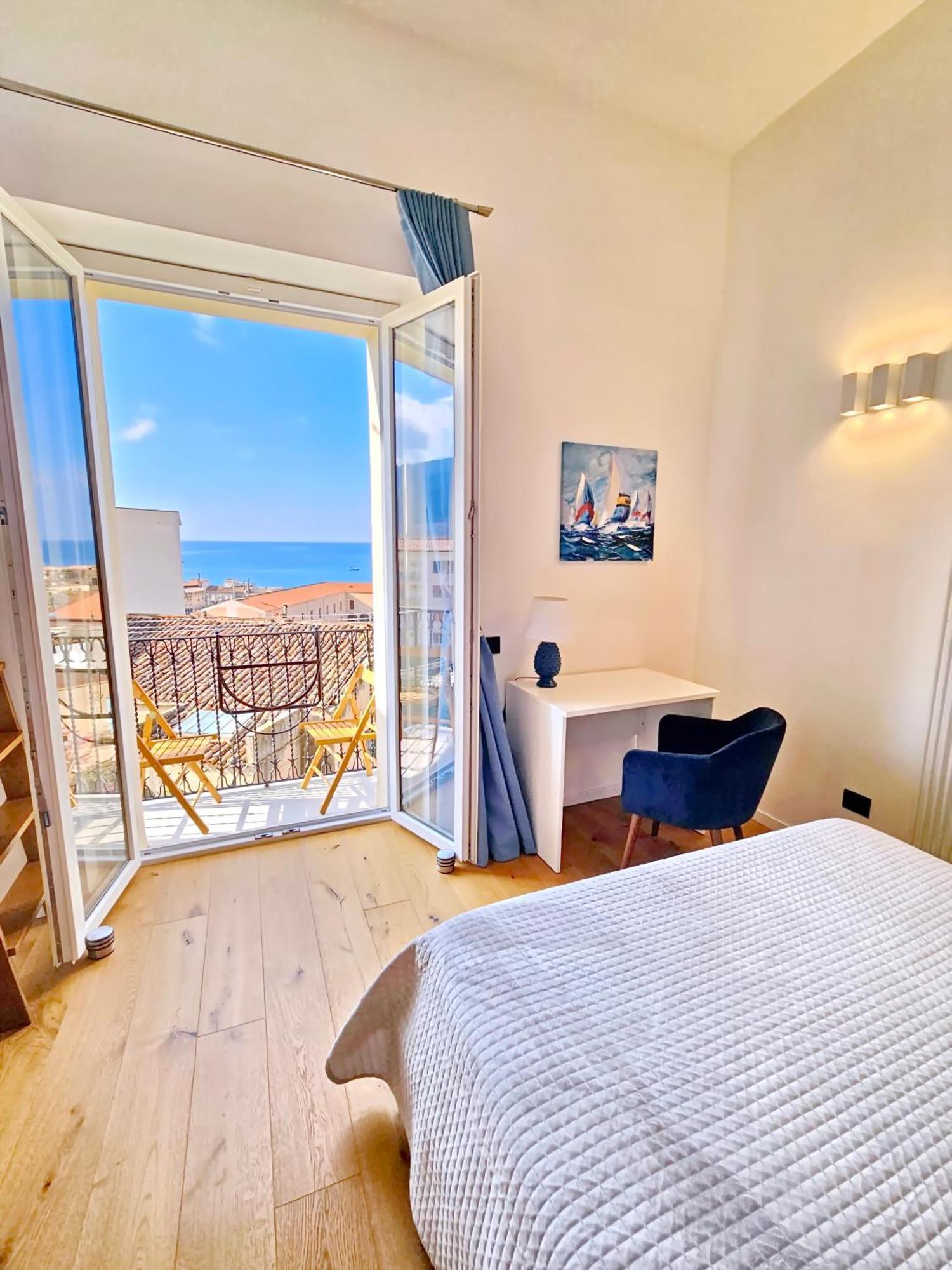 Apartment Amuni - Exclusive In Centro A Vista Mare *