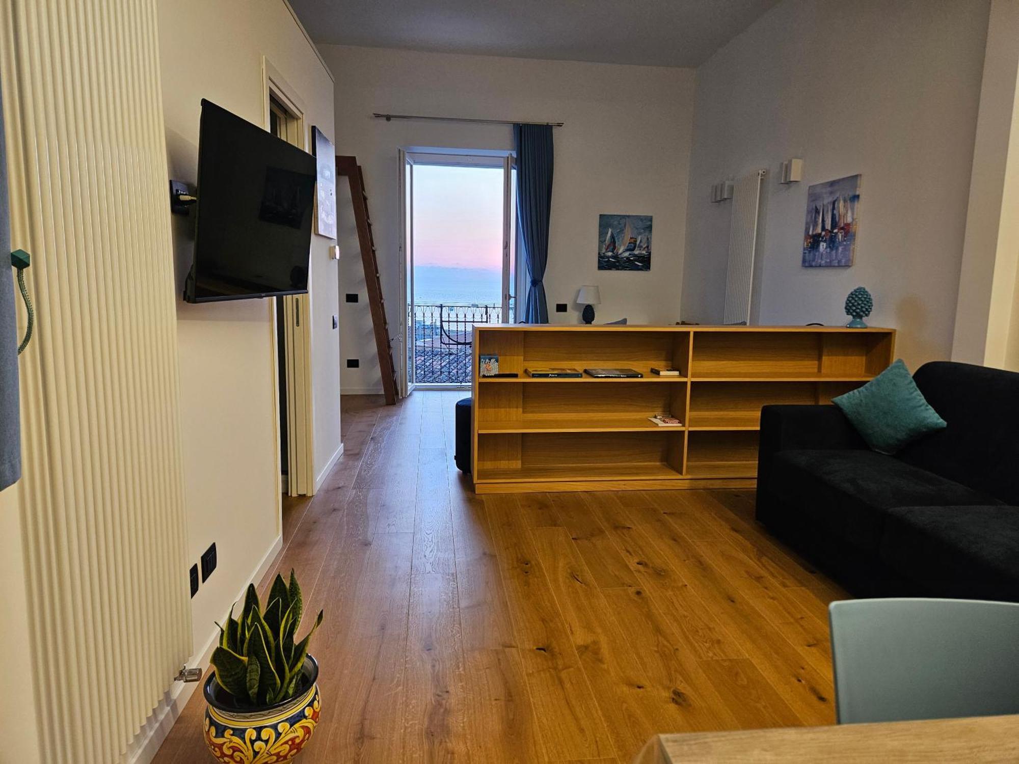 Amuni - Exclusive In Centro A Vista Mare Apartment *