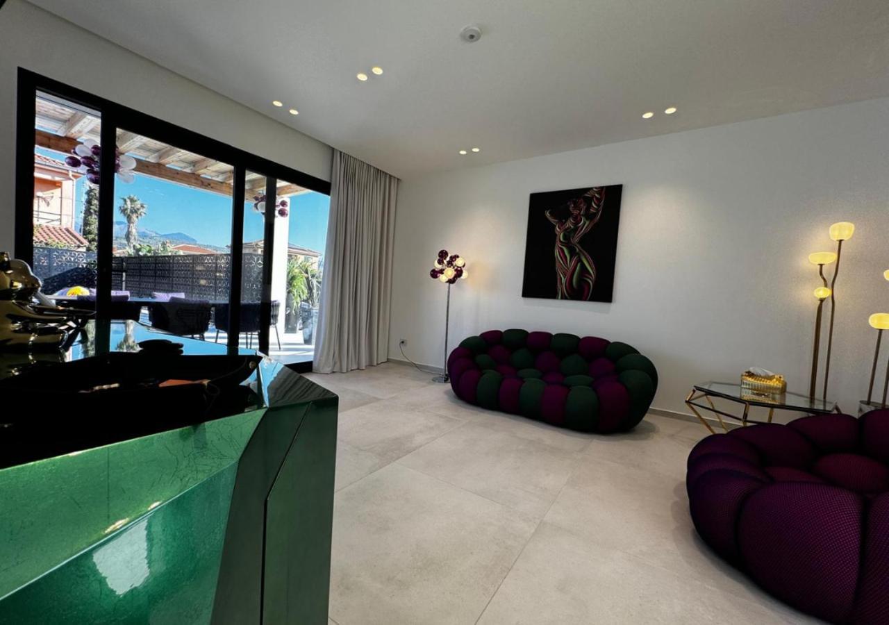 Alba Gold Luxury &