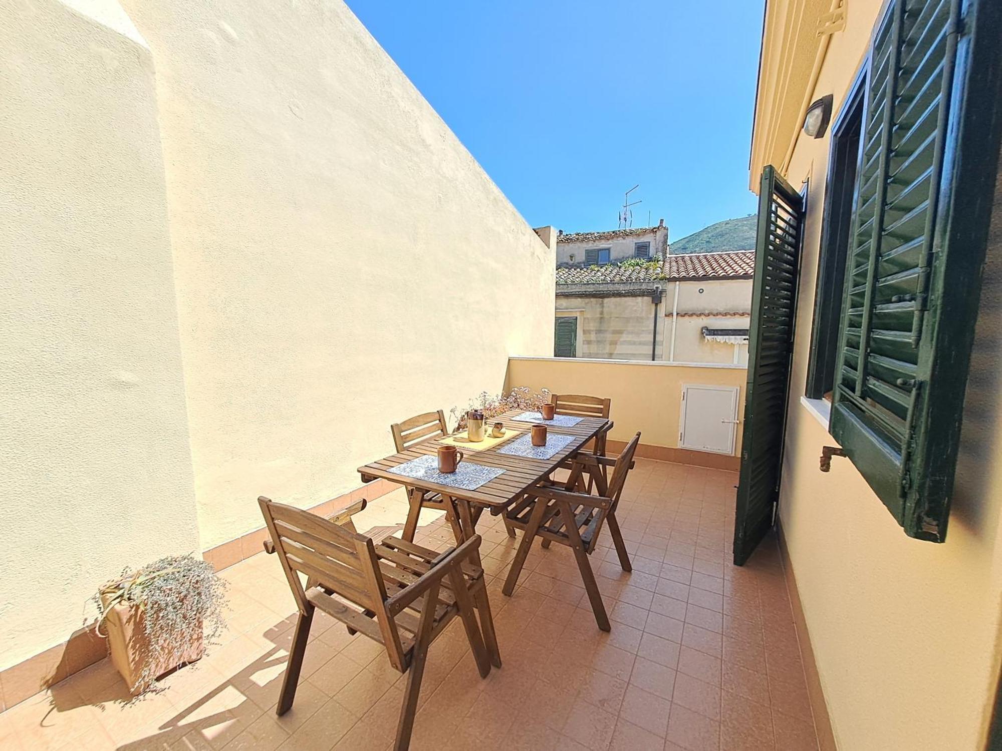 Mirea By Casa In Mente