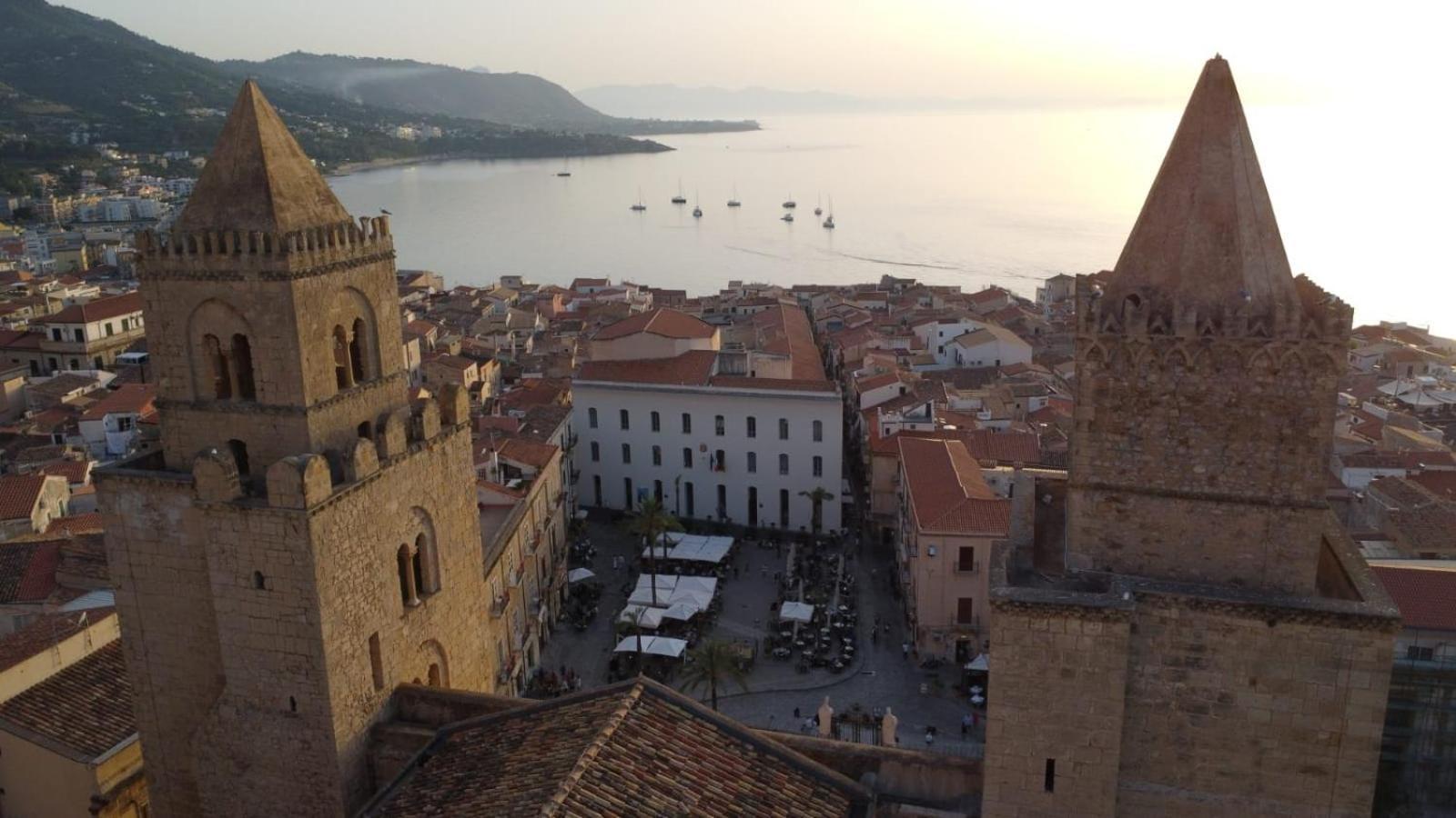 Franz's House - Connie's Heritage Cefalu