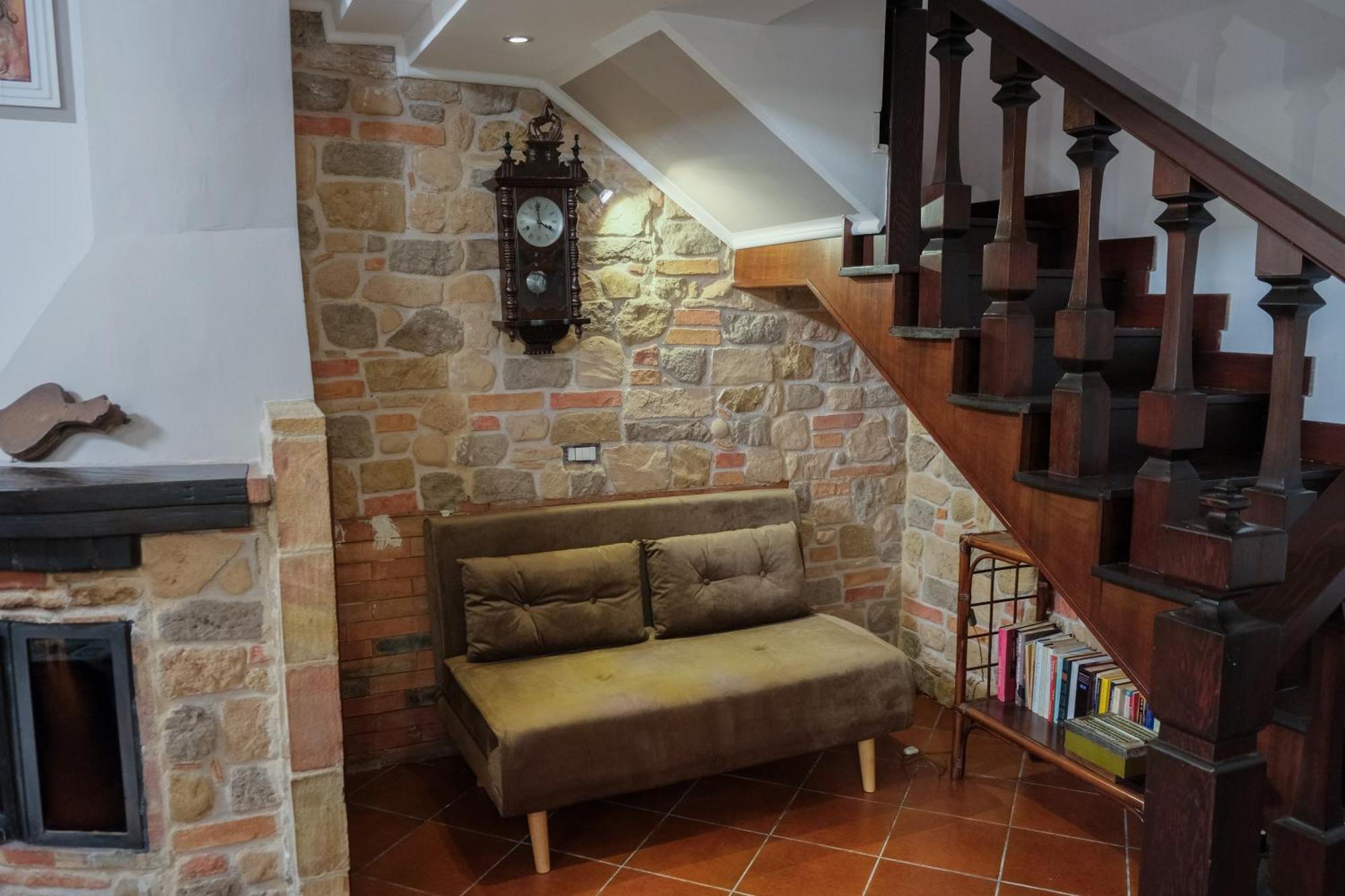 Franz's House - Connie's Heritage Apartment *