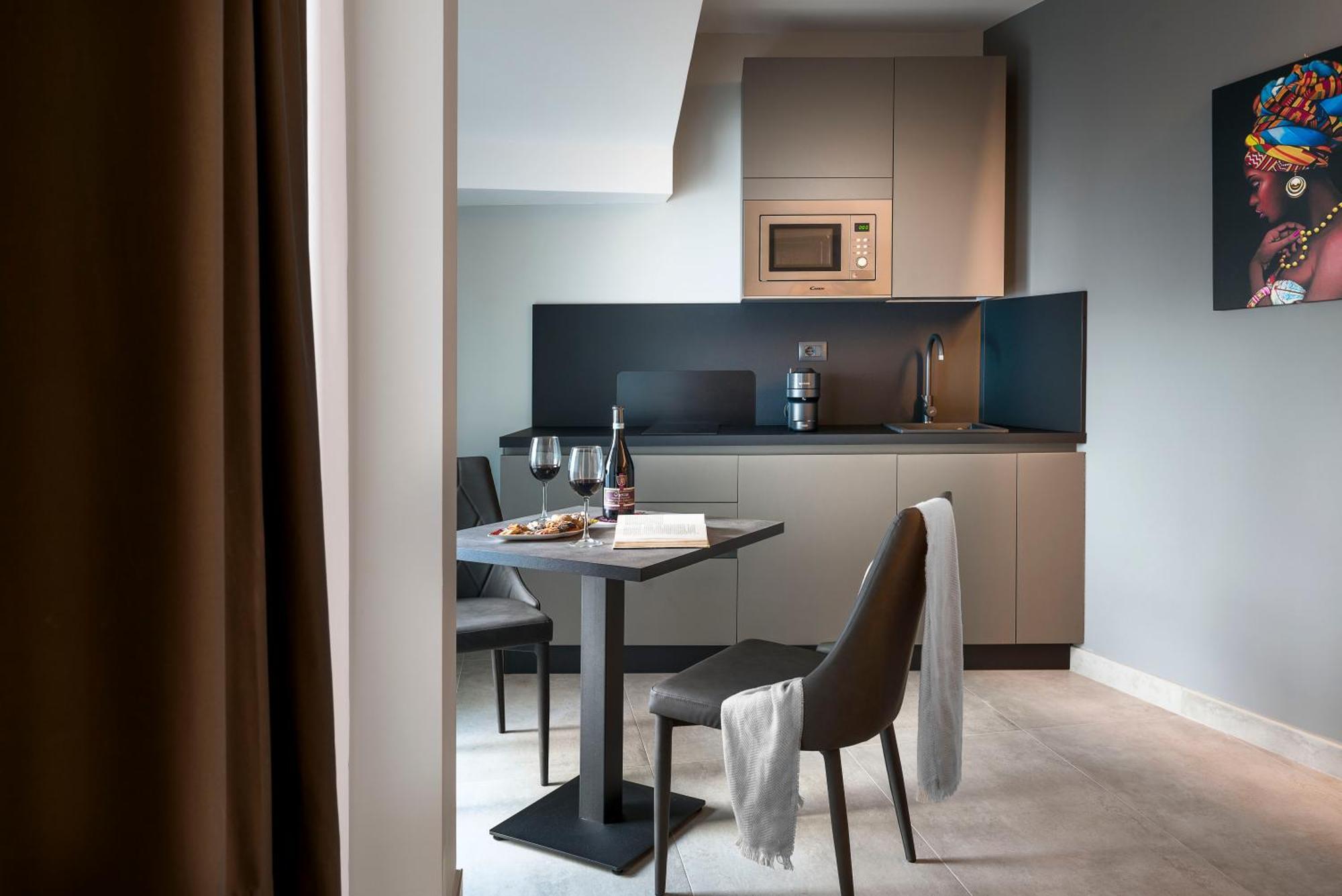 Emerald Hotel 4*