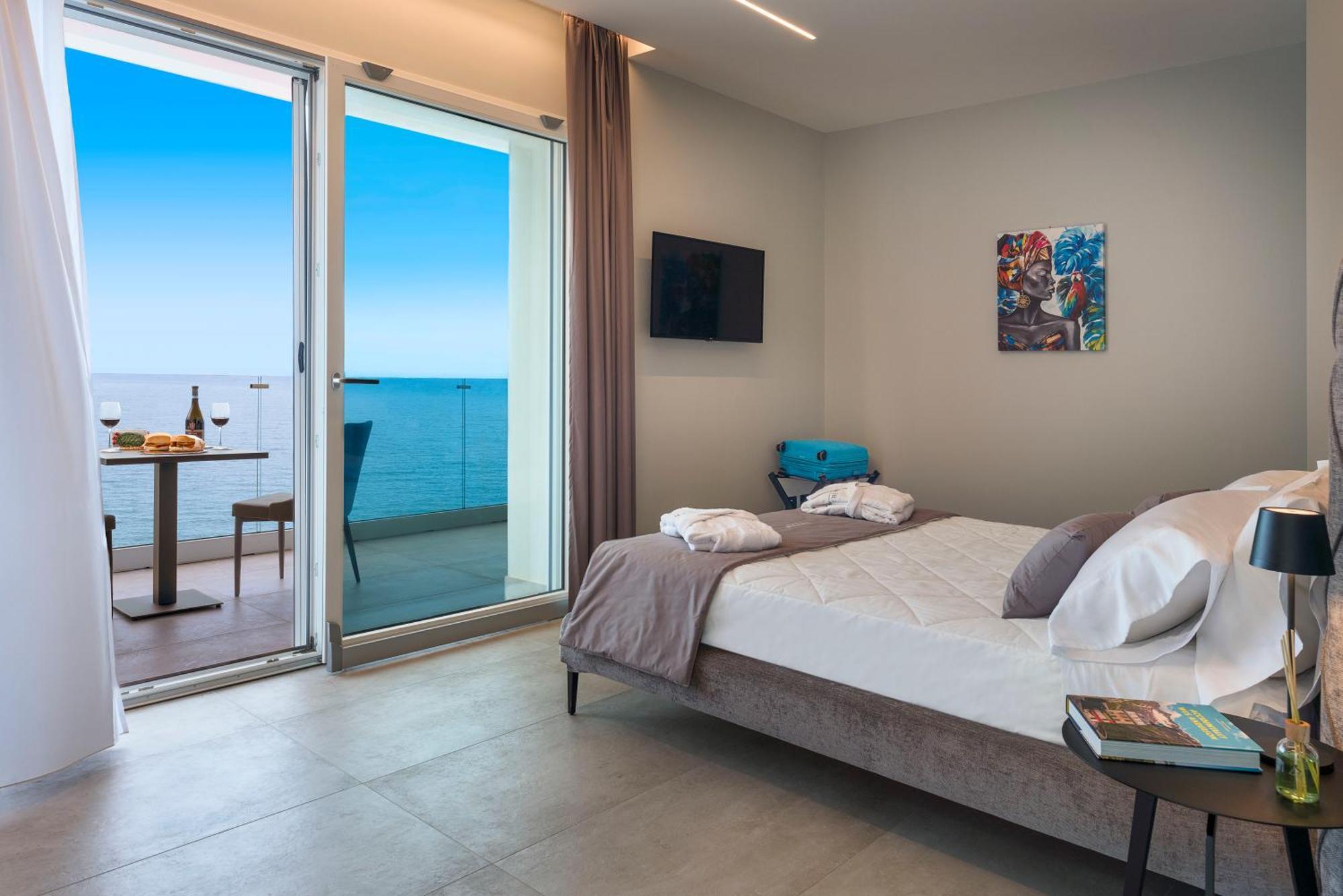 Emerald Hotel 4*