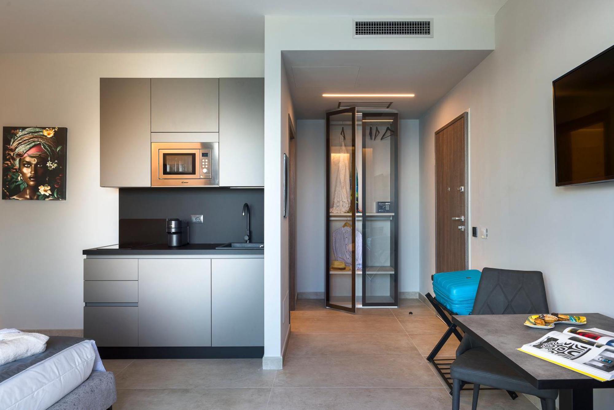 Hotel Emerald 4*