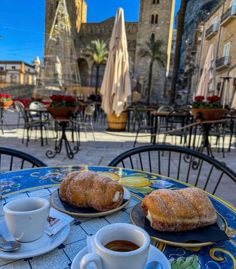 Palazzo Villelmi Bed & Breakfast 2*