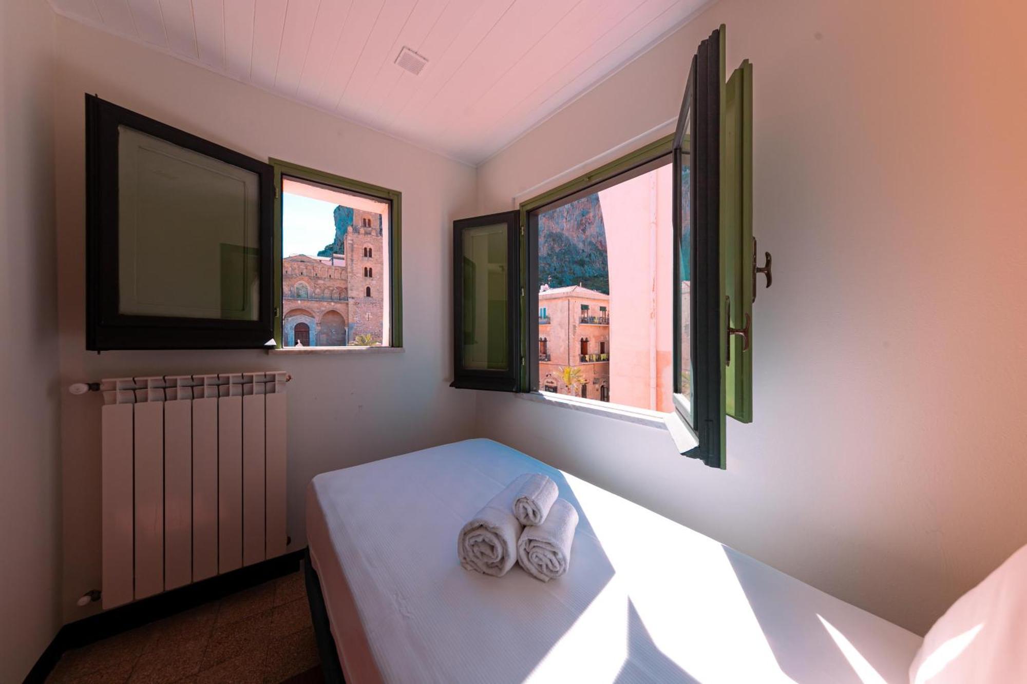 Palazzo Villelmi Bed & Breakfast Cefalu