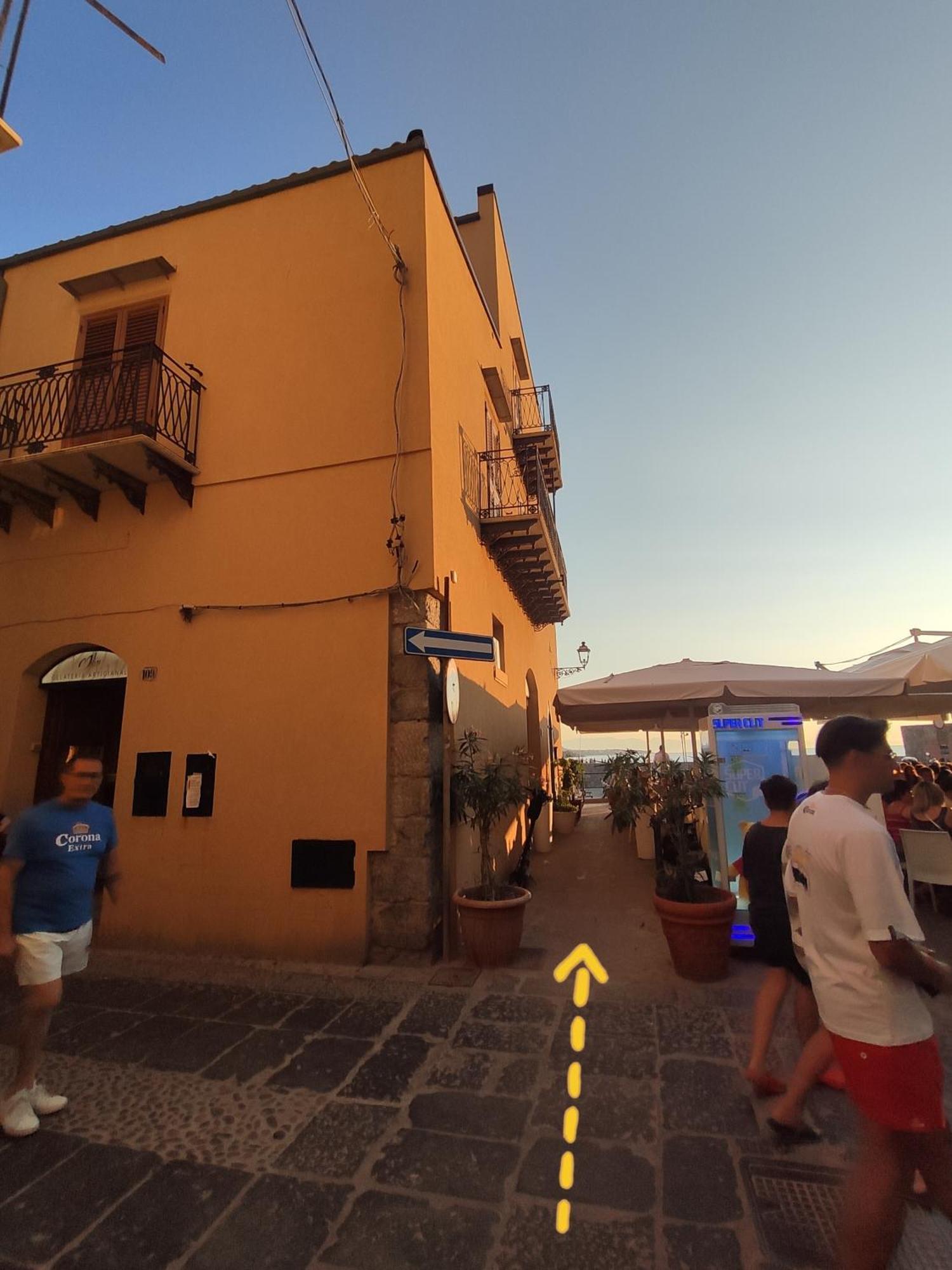 Apartment Tramonto Marina Cefalu