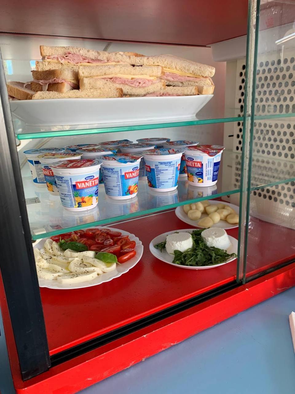 Acomodação com café da manhã  Borgo Marino