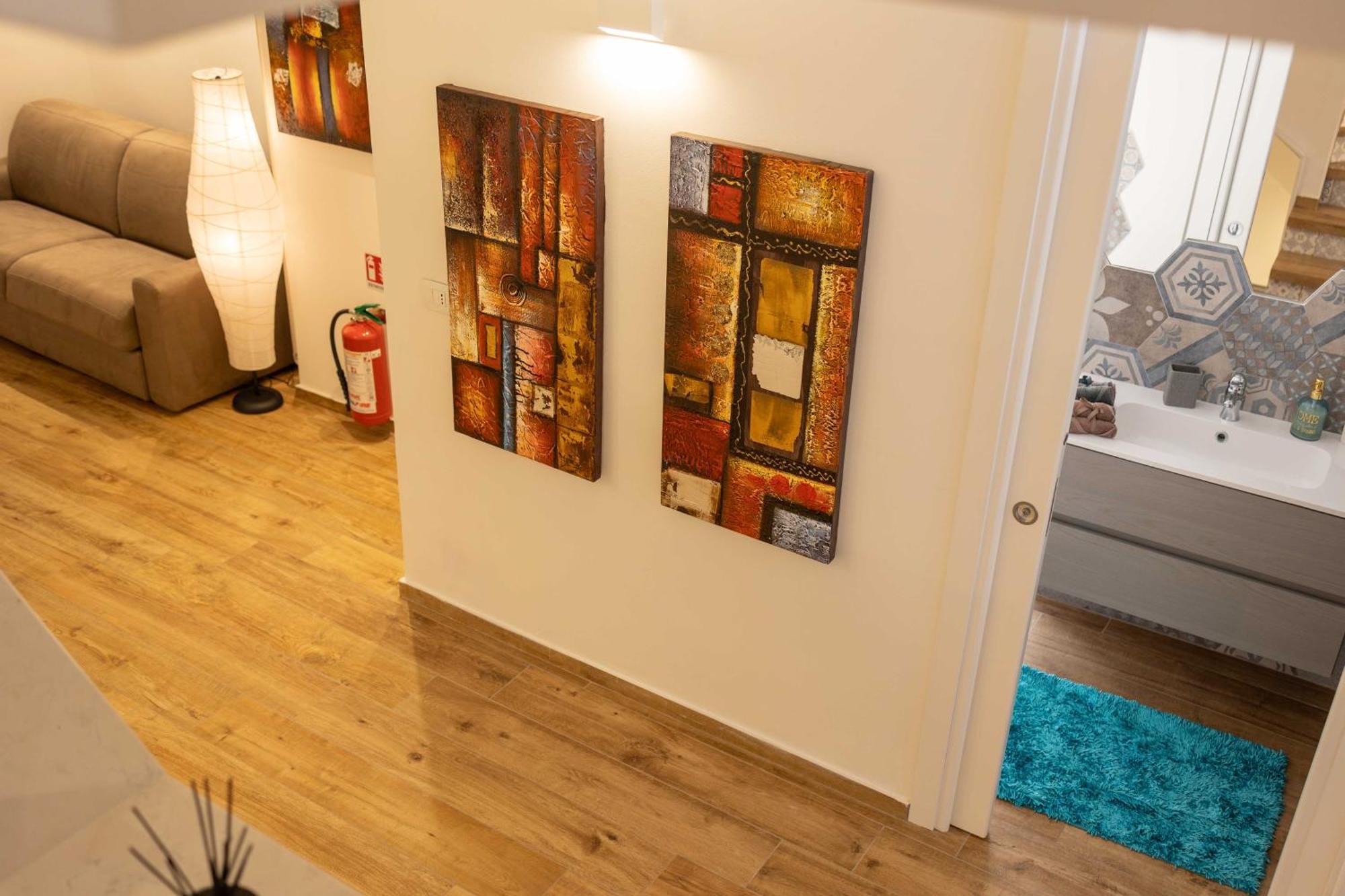 Luxury House Apartment *